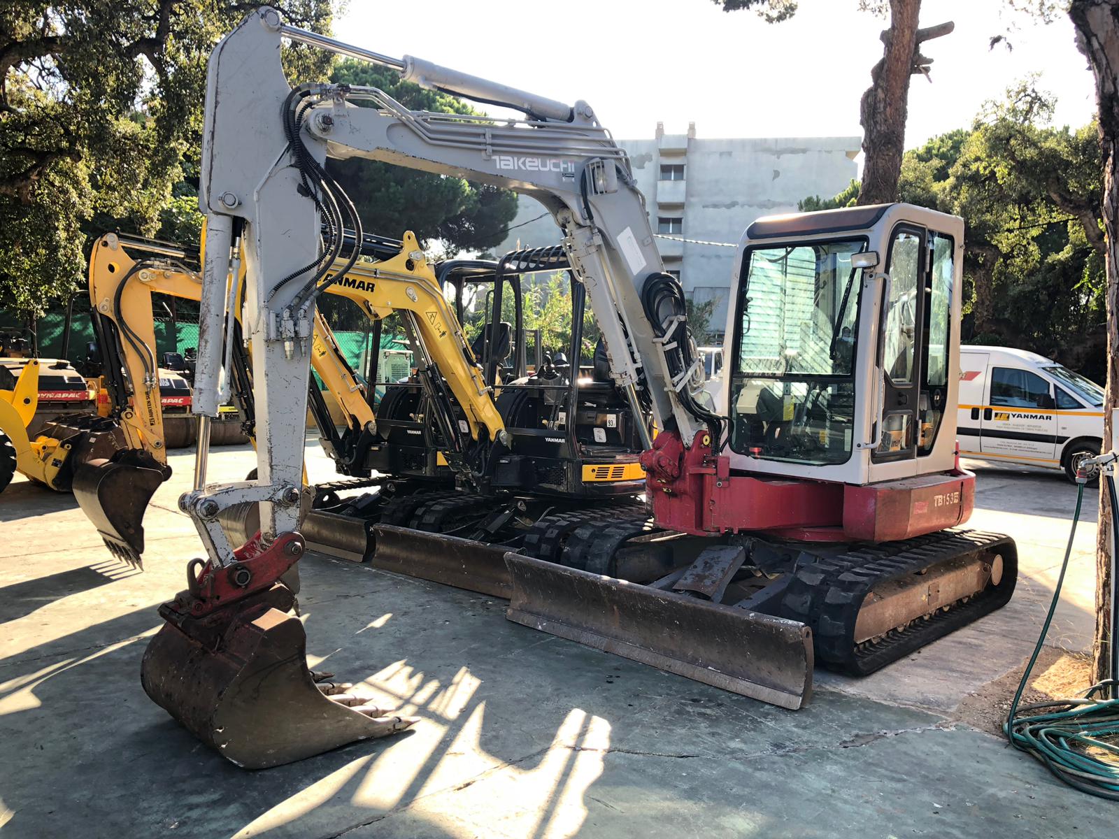 TAKEUCHI TB153FR